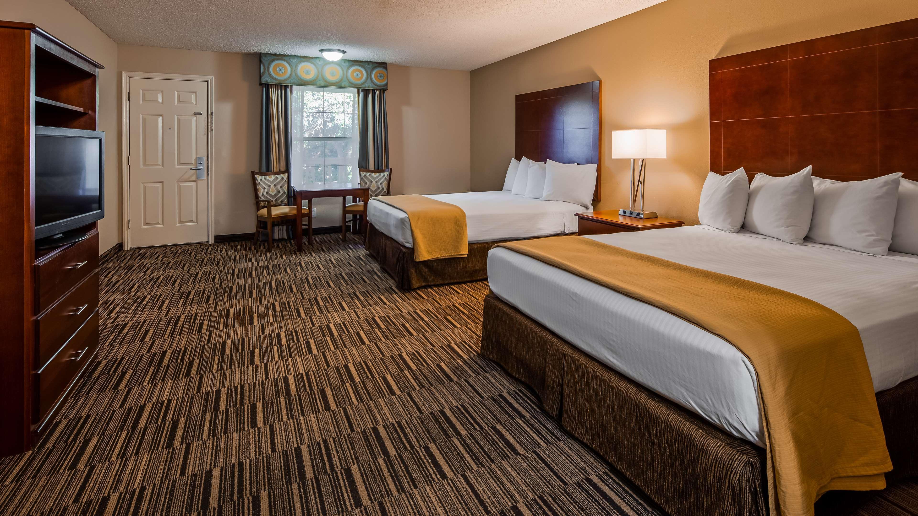 Best Western Sunday House Inn Kerrville Extérieur photo