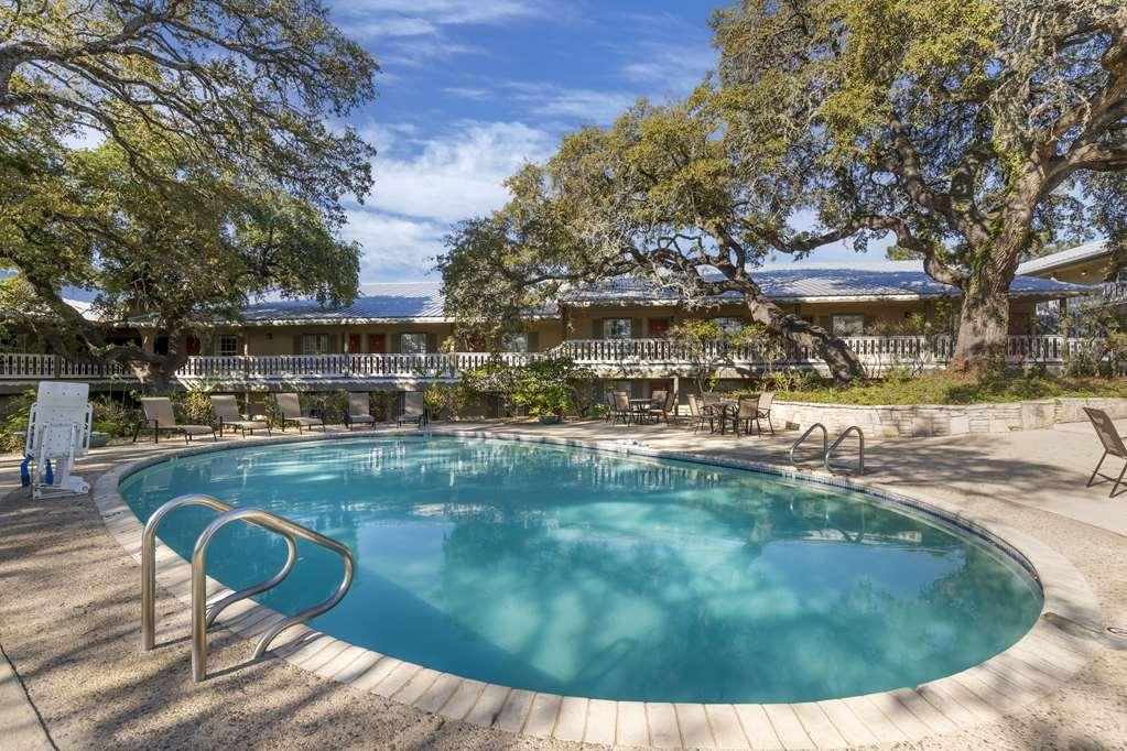 Best Western Sunday House Inn Kerrville Extérieur photo