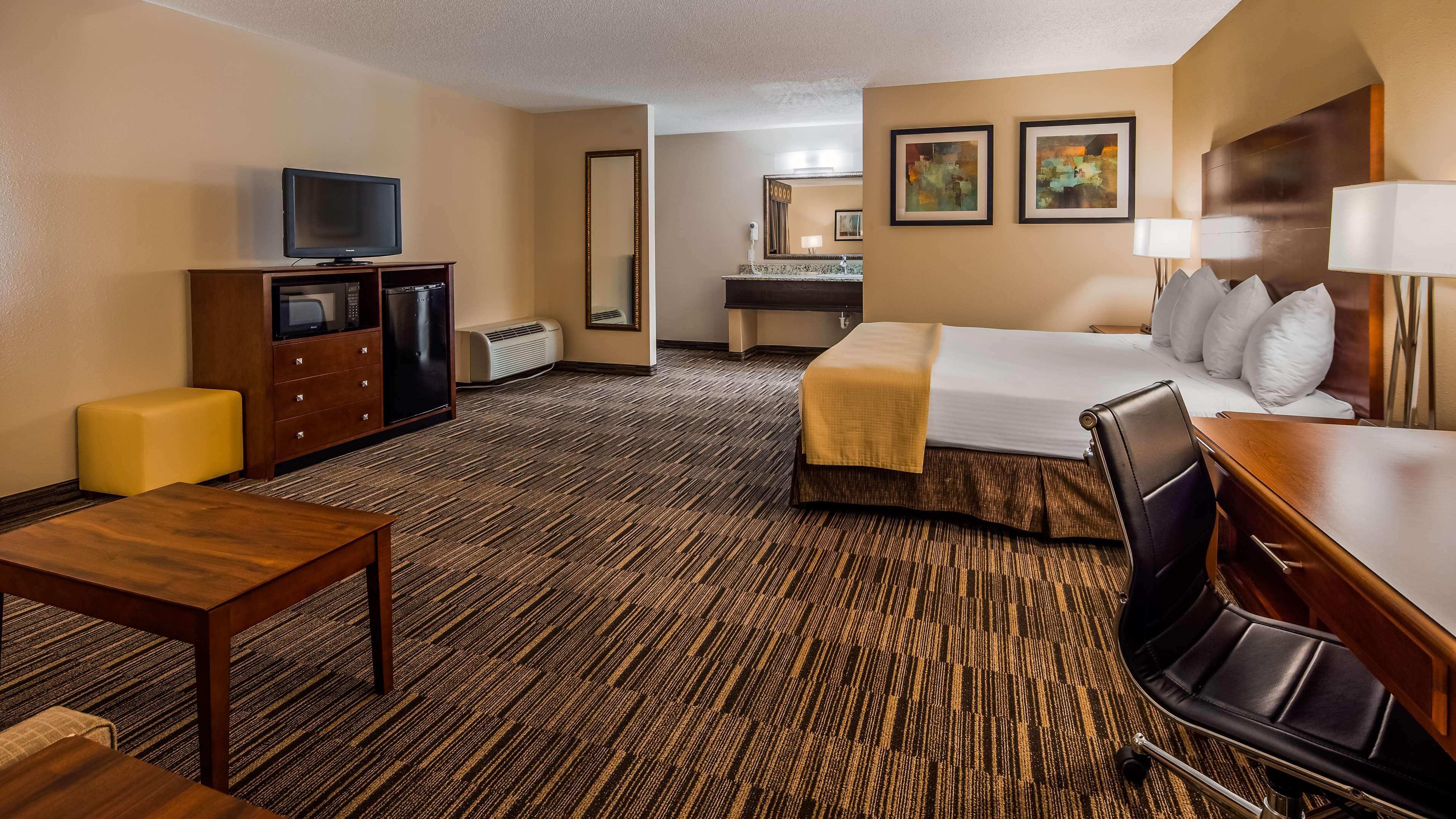 Best Western Sunday House Inn Kerrville Extérieur photo