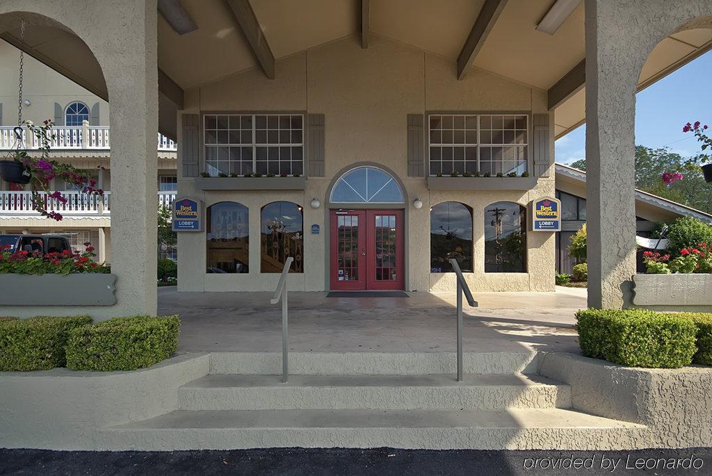 Best Western Sunday House Inn Kerrville Extérieur photo