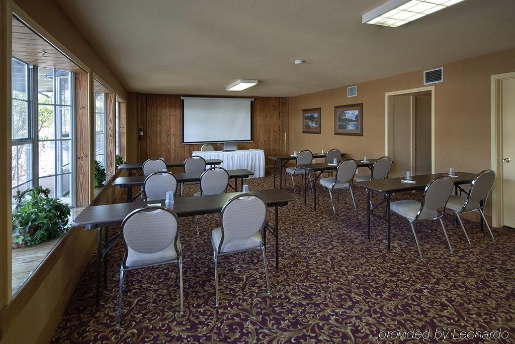 Best Western Sunday House Inn Kerrville Facilités photo