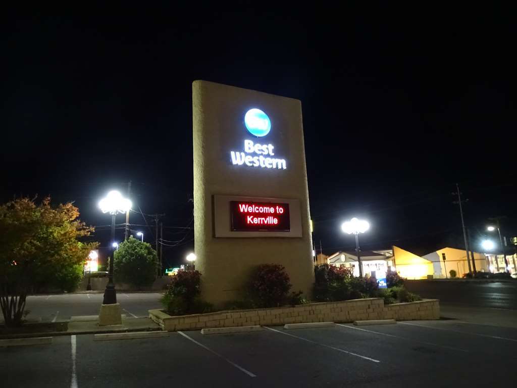 Best Western Sunday House Inn Kerrville Extérieur photo